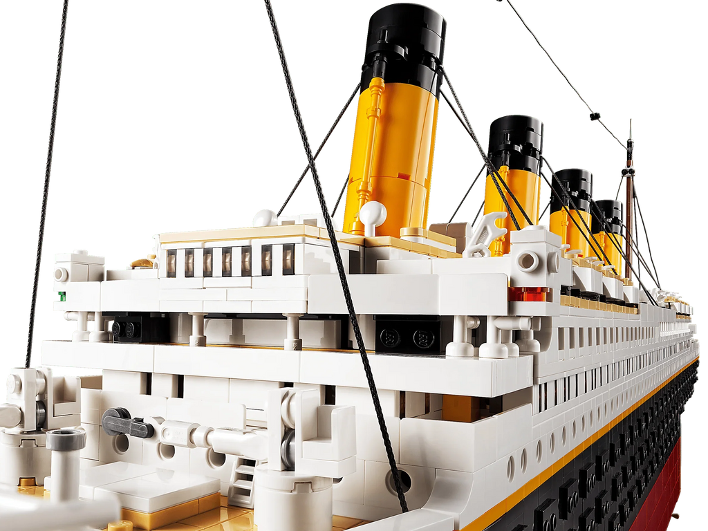 LEGO Titanic 10294 (9090+pcs)