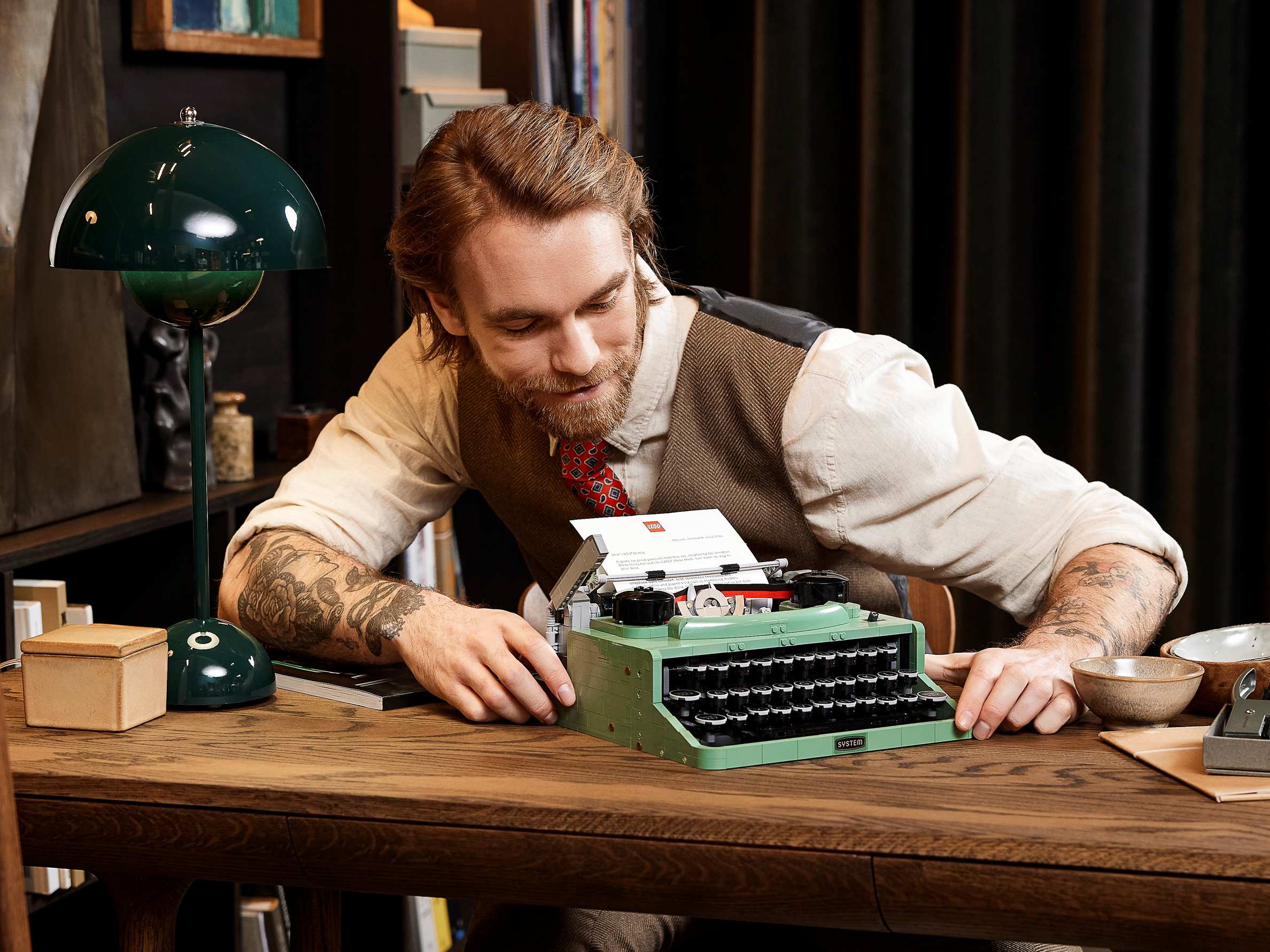 Typewriter IDEAS #21327 (2079+pcs)
