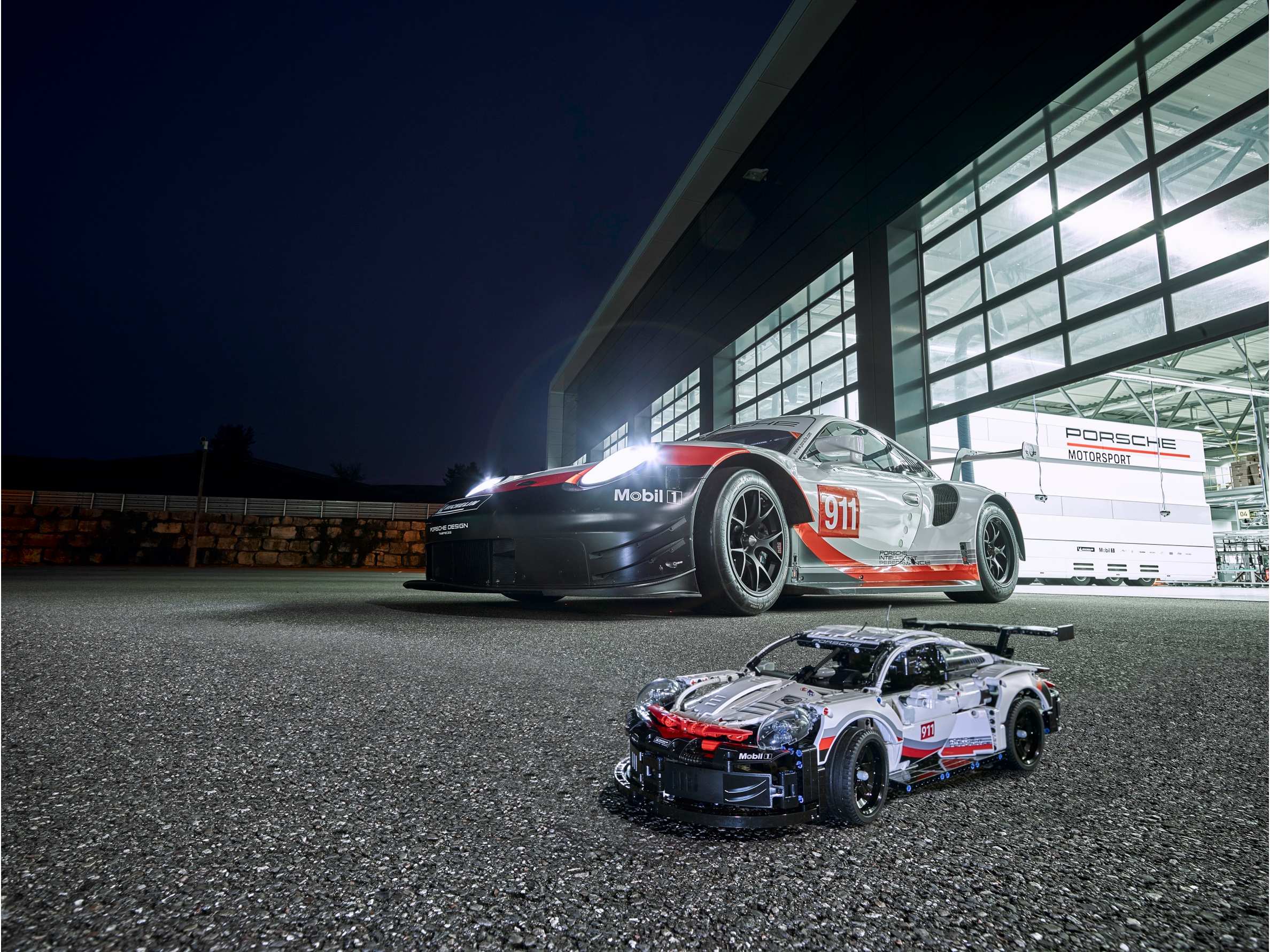 LEGO Porsche 911 RSR TECHNIC 42096 (1580+pcs)