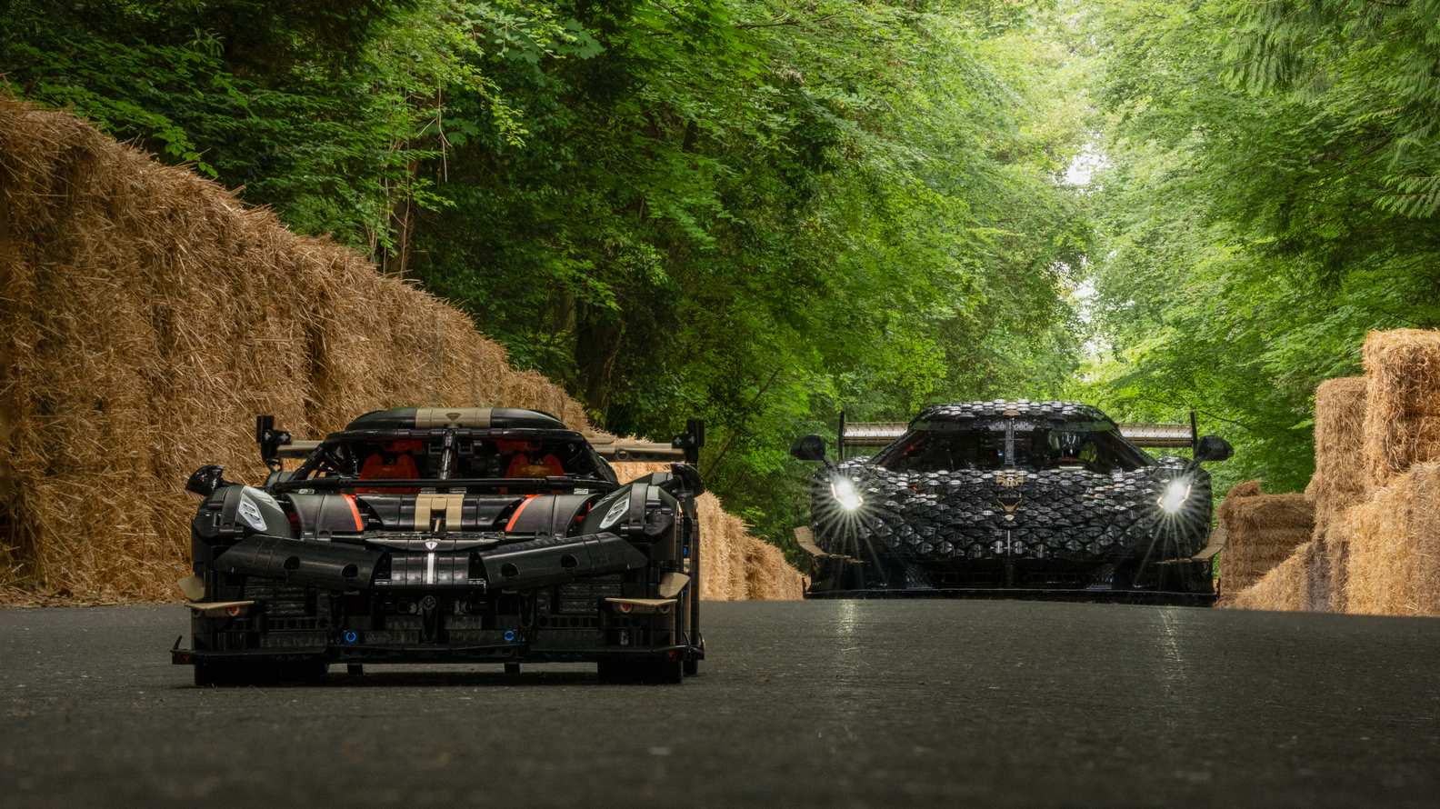 Koenigsegg Sadair’s Spear Megacar #42232 (4104+pcs)