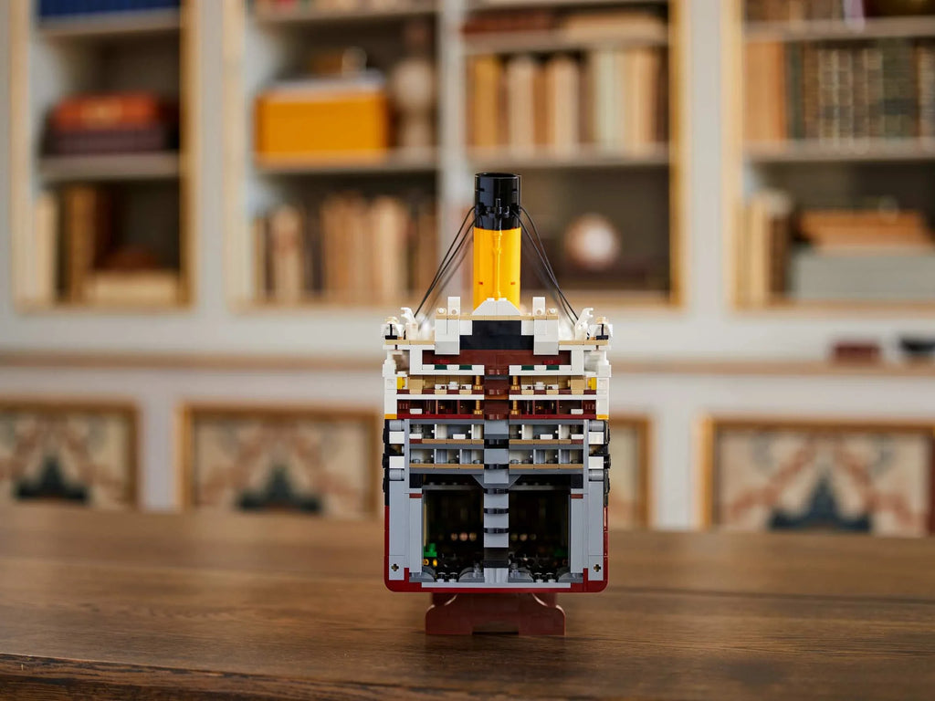 LEGO Titanic 10294 (9090+pcs)
