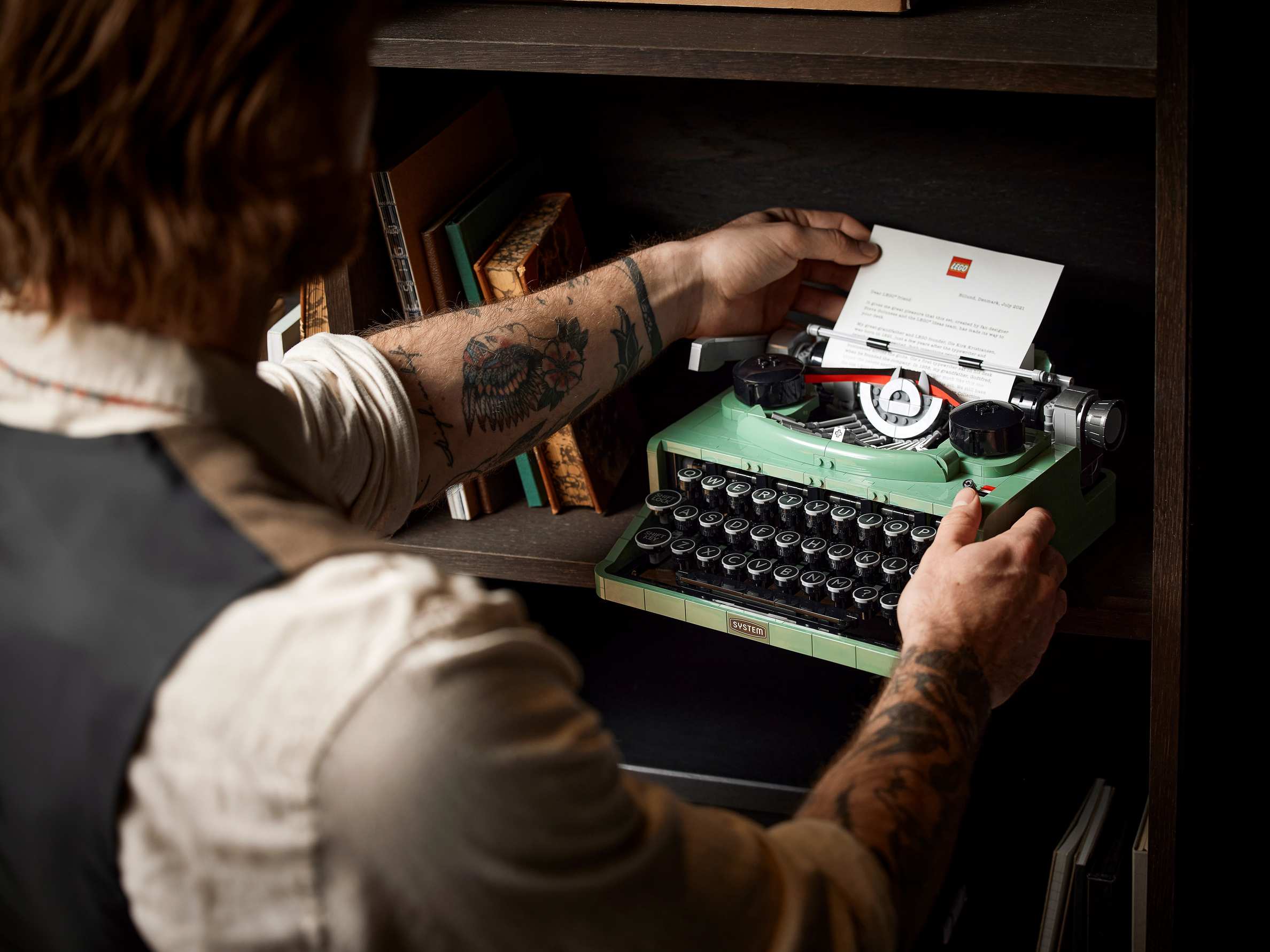 Typewriter IDEAS #21327 (2079+pcs)