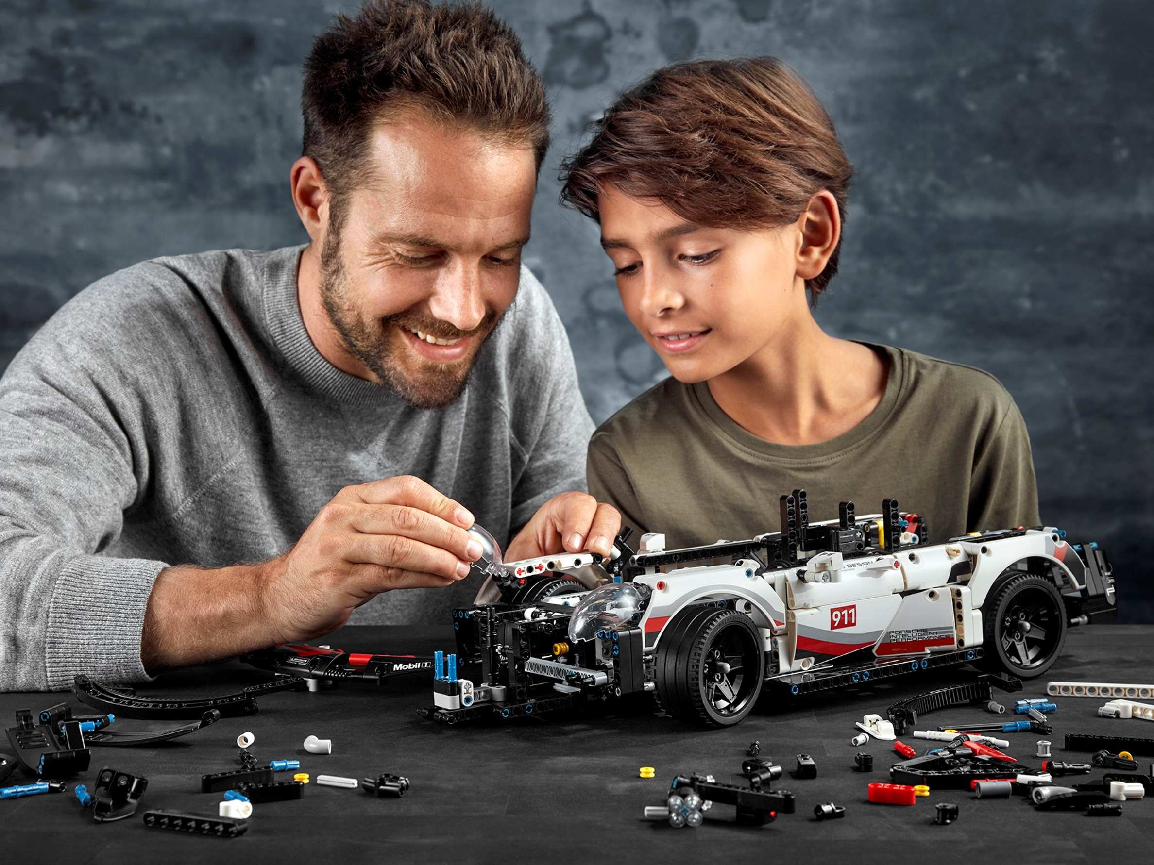 LEGO Porsche 911 RSR TECHNIC 42096 (1580+pcs)