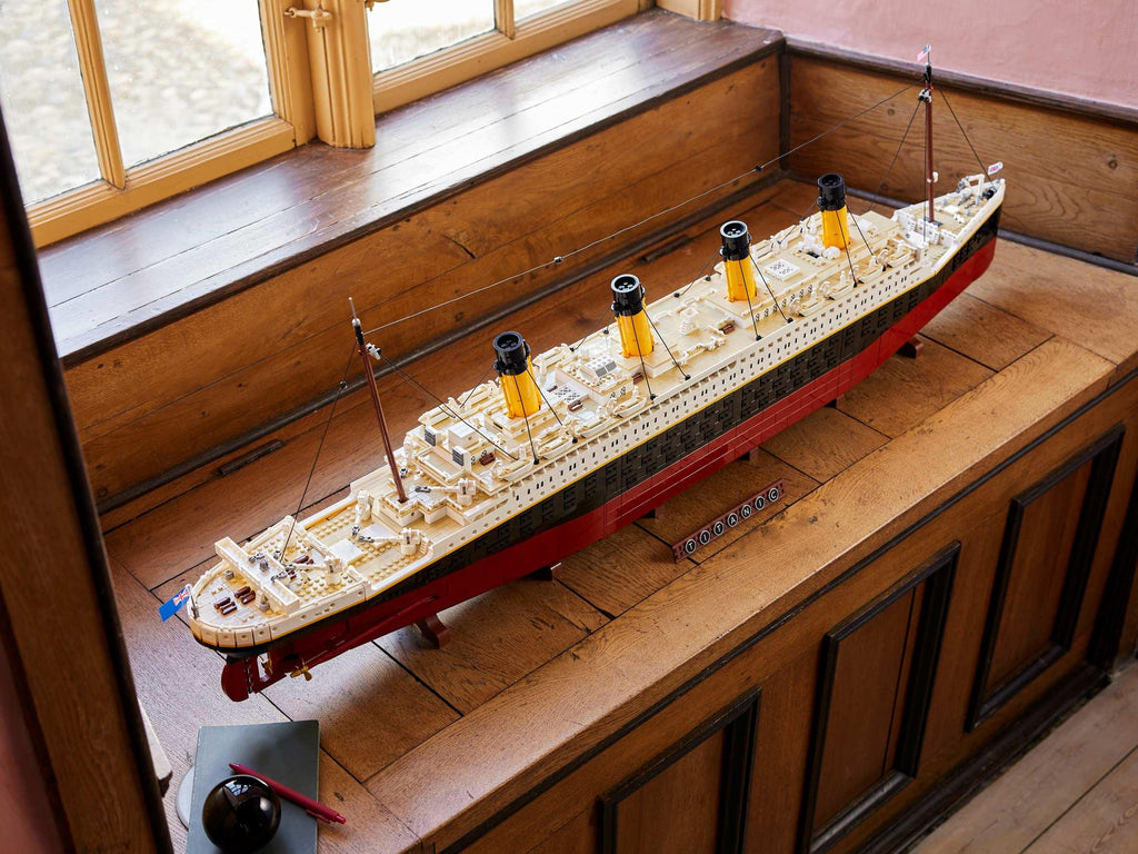 LEGO Titanic 10294 (9090+pcs)
