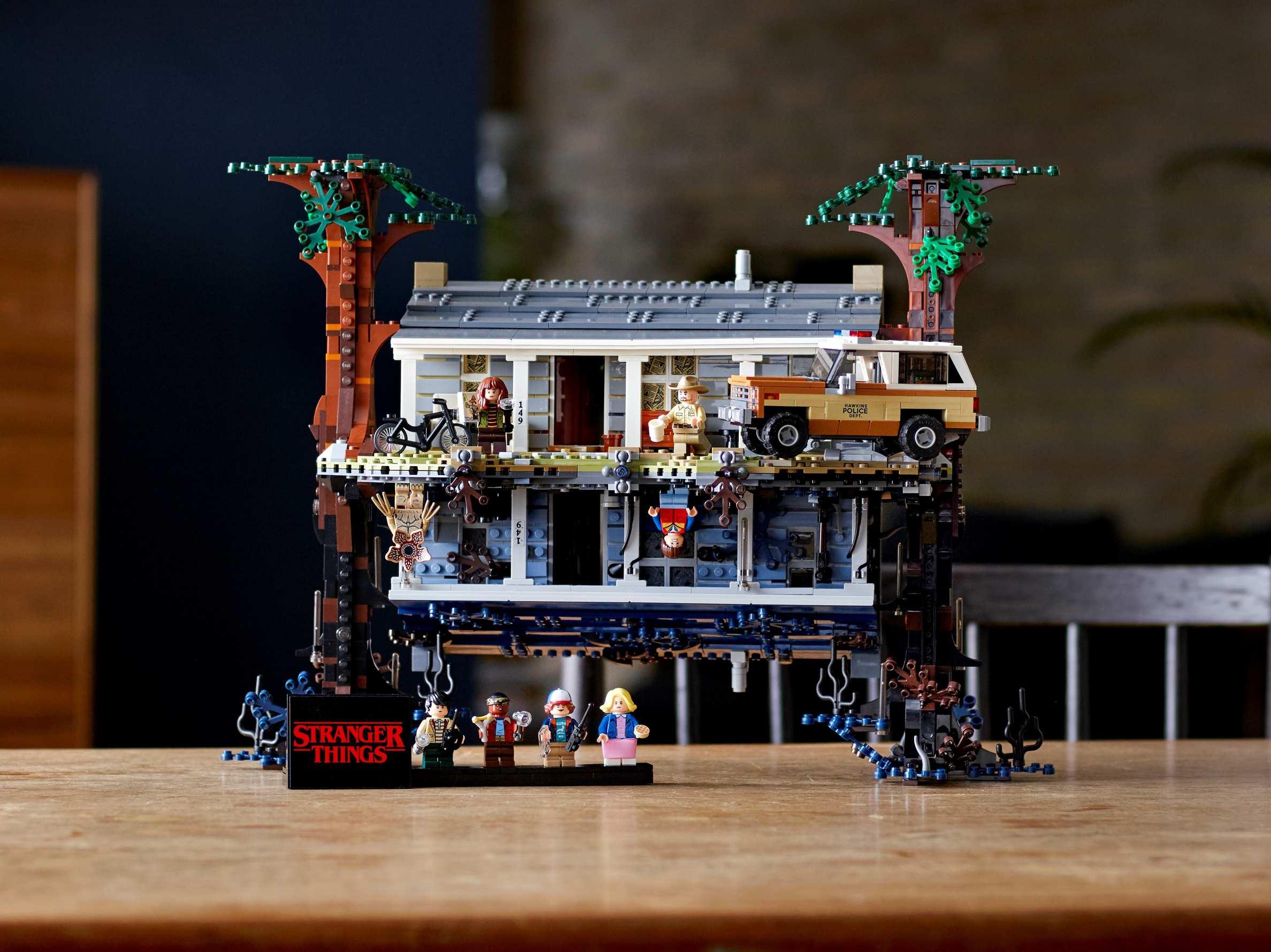 LEGO Stranger Things The Upside Down 75810 (2287+pcs)
