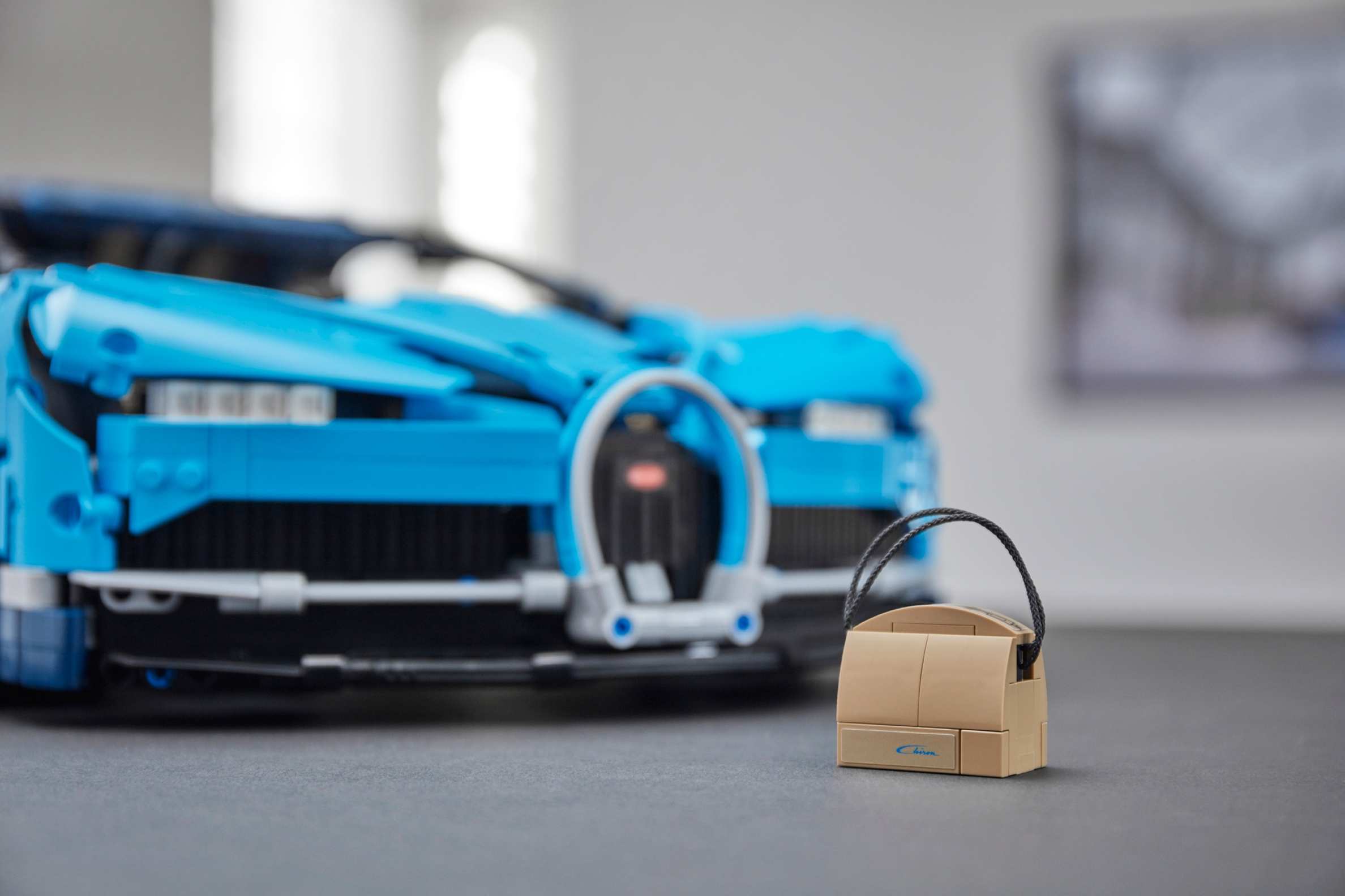 LEGO Bugatti Chiron TECHNIC 42083 (3599+pcs)